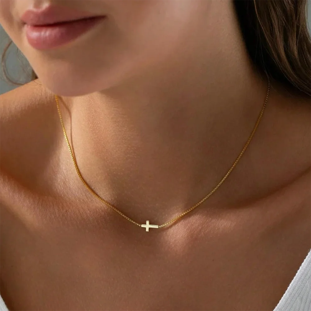 DGIDDK Edelstahl Mini Kreuz Anhänger Halskette Gold Wasserdicht Sexy Schlüsselbein Kette Halskette Anti-Allergie Weiblichen Schmuck