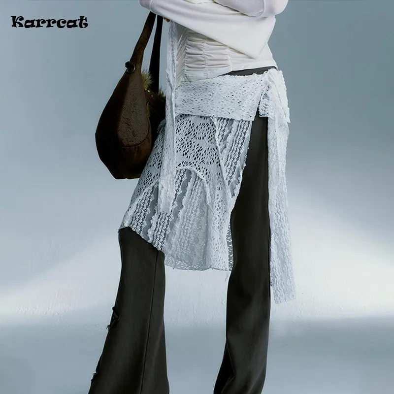 Karrcat Grunge Ästhetik Spitzen rock Japanisch Y2K Vintage unregelmäßigen weißen Rock Harajuku High Street aus geschnitten Rock koreanischen Stil
