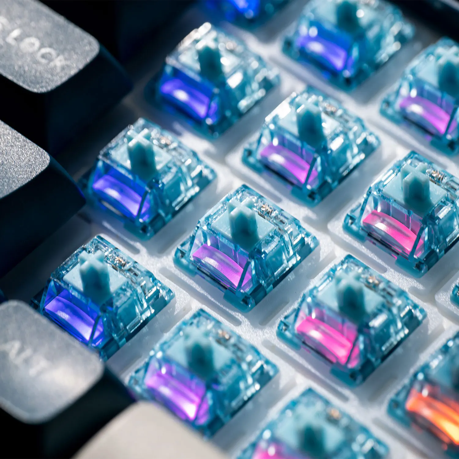 Akko V5 Pro cremiger blauer Schalter, 5-polig, 45 gf, Thocky Tactile Switch, werkseitig geschmiert, kompatibel mit mechanischer Cherry MX-Tastatur Image