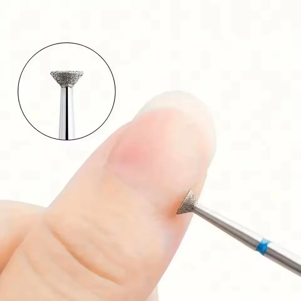 Nagelkunst Polier- und Entfernungsscheiben, Schleifstifte, Diamant-Elektro-Nagelbohrer, Nagelhautschneider, Maniküre-Werkzeug Image