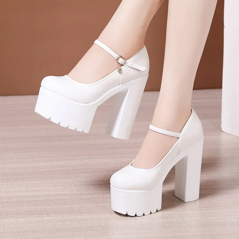 15cm Kleine Größe 32-43 Modische Rote Silberne Weiße Hochzeitsschuhe Damen Pumps 2026 Herbst Blockabsatz Schuhe Plateau Modell Party Image
