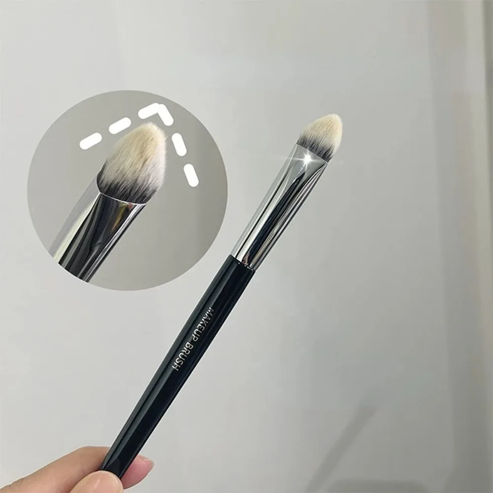 Kontur Highlight Detail Pinsel Kosmetik Schönheit Karsyngirl Foundation Concealer Make-Up Pinsel Dreiseitige Slope Pinsel Werkzeug