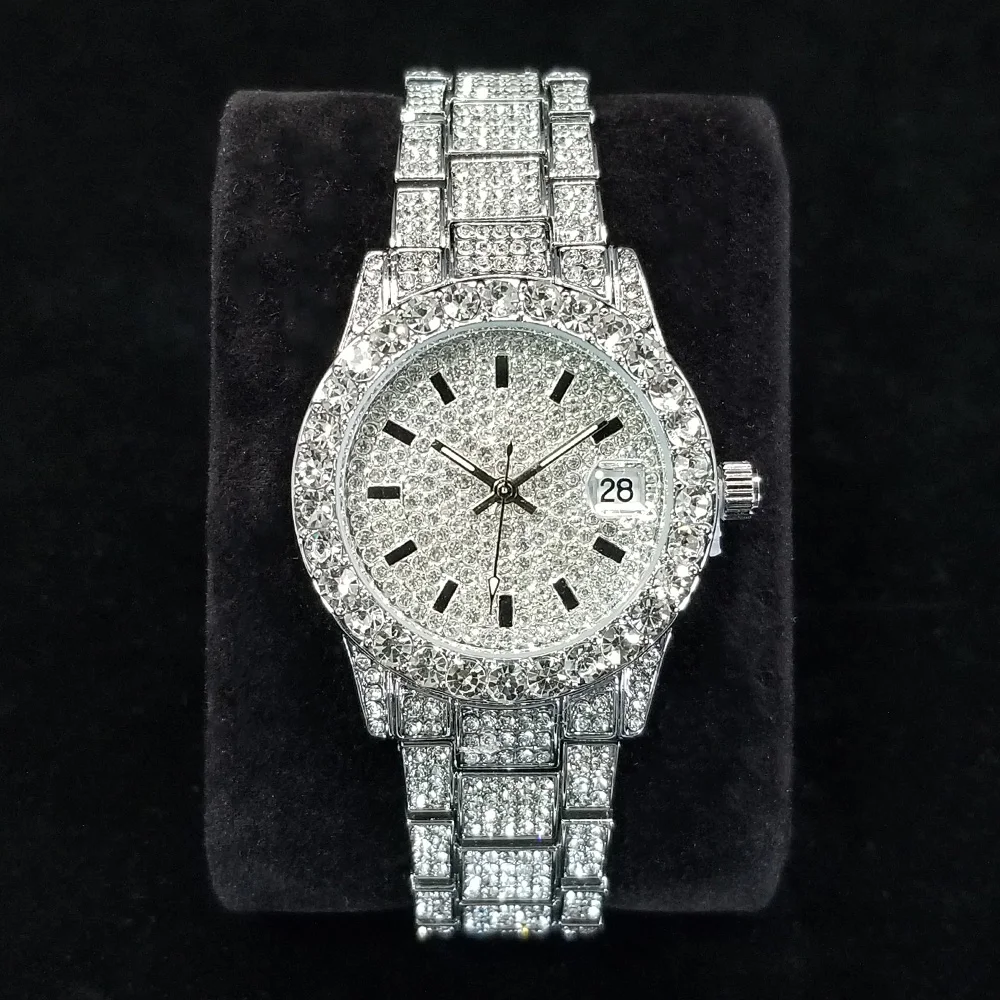 Elegante Diamantuhren Damenmode Silber Runde Edelstahl Quarzuhr Iced Out Glänzende wasserdichte Uhr Geschenk für Frauen