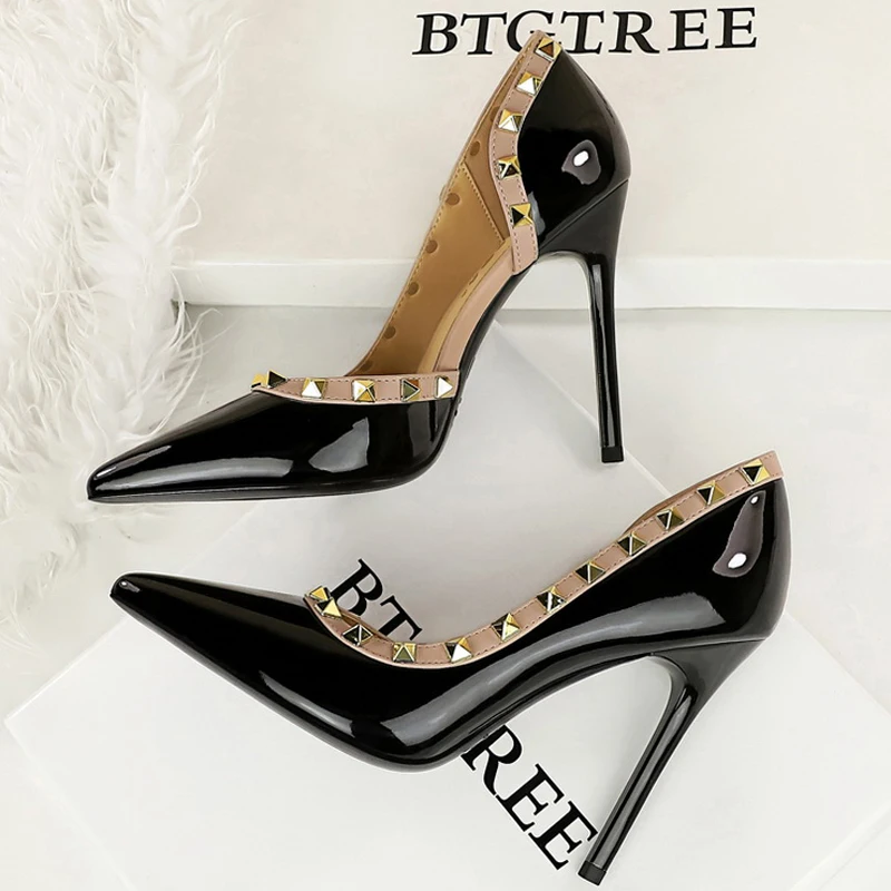 BIGTREE Schuhe Niet Design Frauen Pumpen Lackleder High Heels 10,5 CM Stiletto Sexy Party Schuhe Frauen Heels Große größe 43