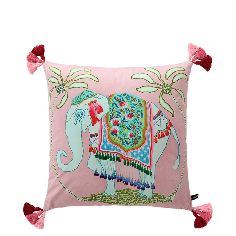Dekorative Elefanten-Kissenhüllen 18 x 18 Zoll, Weicher Samt mit Niedlichen Quasten in Rosa für Zuhause, Couch, Sofa und Bank Image