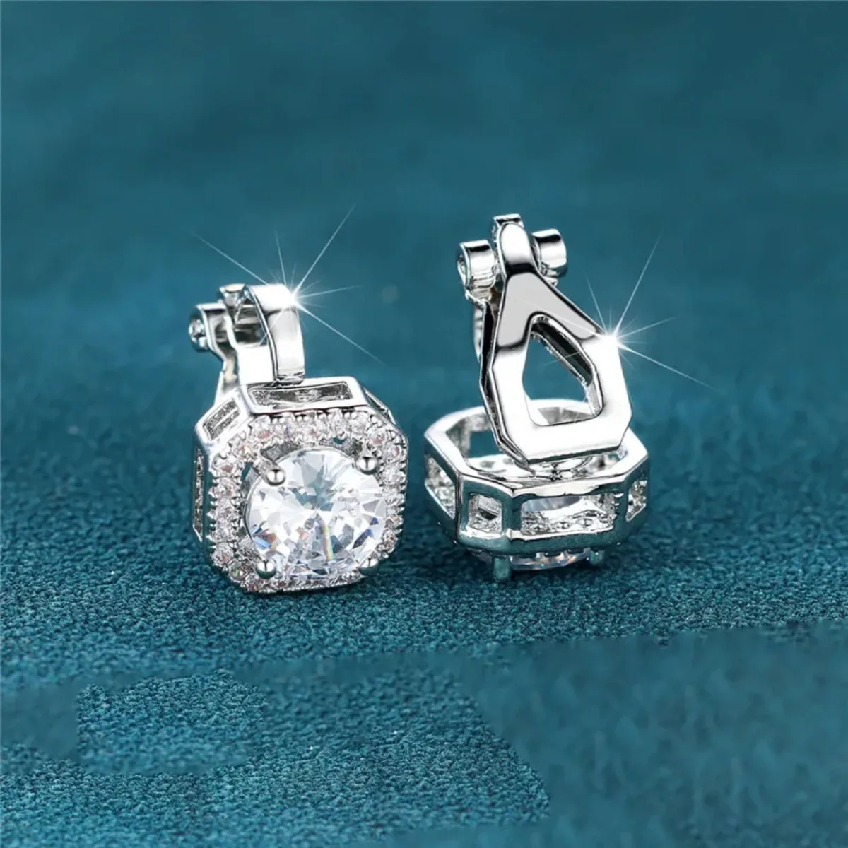 Weibliche Nette Kleine Clip Ohrringe Weiß Zirkon Runde Stein Ohrringe Für Frauen Vintage Silber Farbe Kristall Schmuck Braut Ohrringe