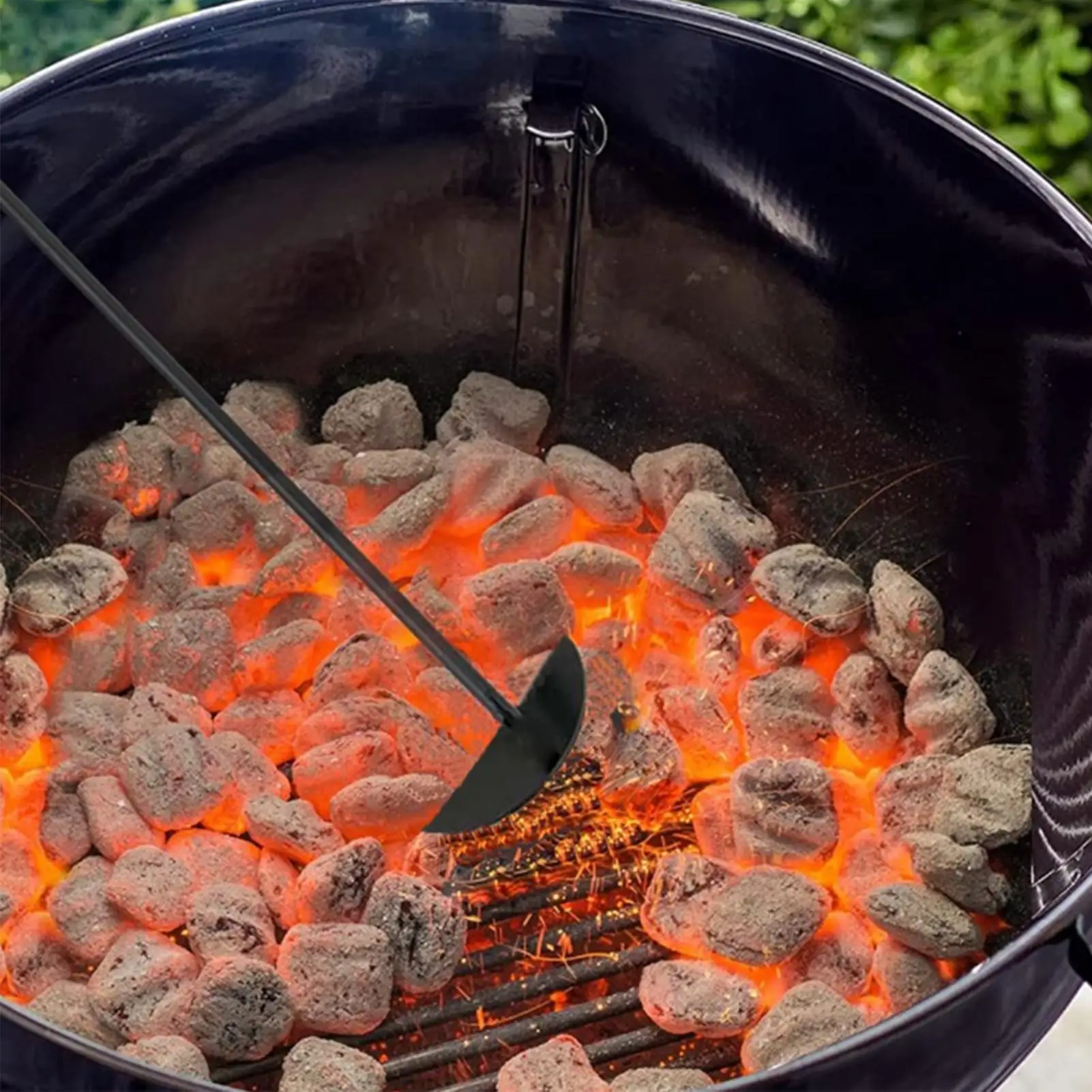 Holzkohle-Rechen Robustes Grillreinigungswerkzeug mit Langem Griff Asche-Schaufel für BBQ-Grill Ofen Herd Holzofen Grillzubehör Image