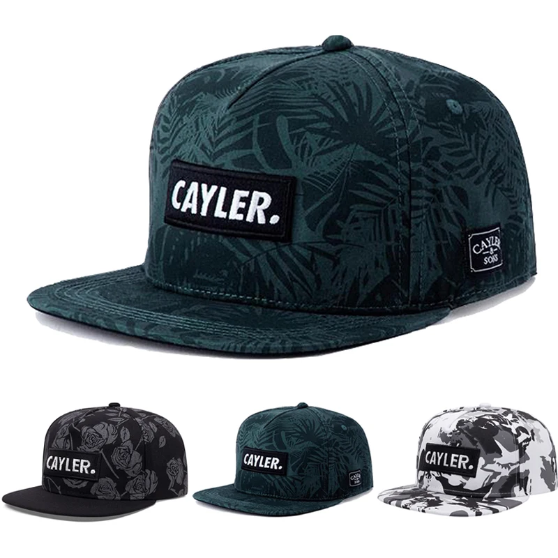 2025, kreativer neuer Hut mit flachem Rand, CAYLER Leaf Rose, Tarnung, personalisierbar, Skateboard-Hip-Hop-Hut, Freizeit-Sonnenschutz, Baseball-Mütze