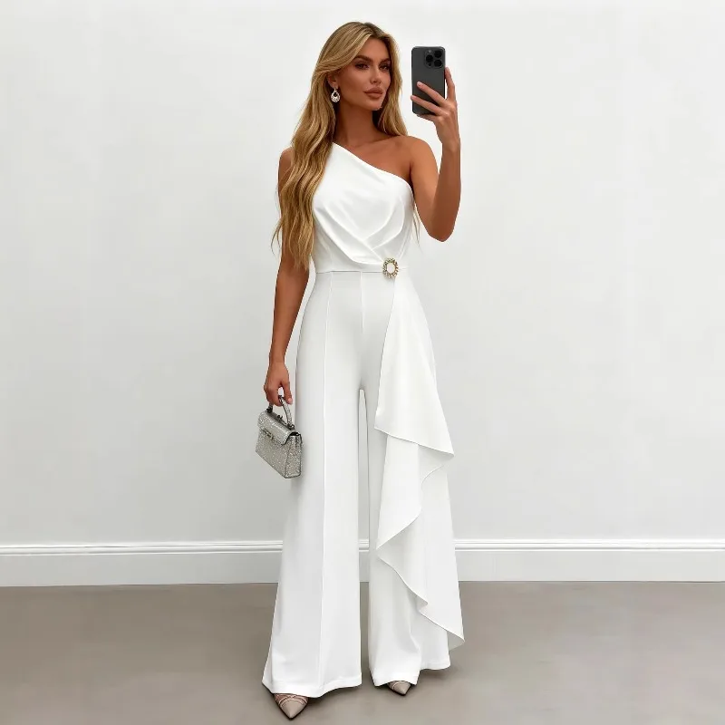 Eleganter Damen-Jumpsuit in Weiß mit Einer Schulter, Sommerlicher Jumpsuit mit Geraffter Taille und Rüschen, Weites Bein, Formeller Jumpsuit für Elegante Abendpartys