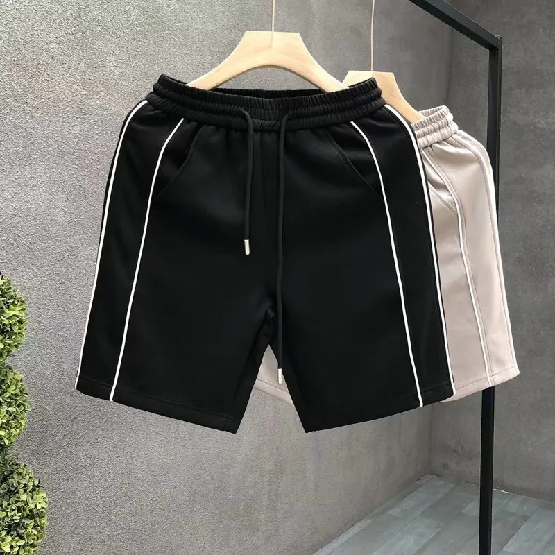 Herren-Sportshorts, schlicht, trendig, kontrastierende Streifen, vielseitig, lässig, Fünf-Punkt-Hose, lockere Vintage-Sweat-Absorption-Shorts
