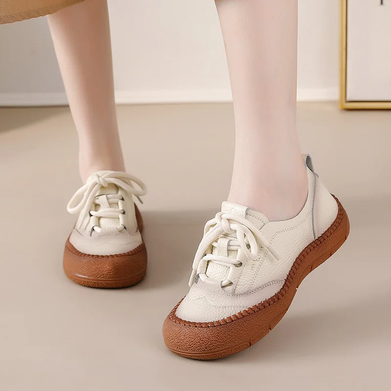 Damen-Mokassins mit Schnürung, gemütliche Mama-Bootsschuhe, flache Schuhe mit runder Spitze. Neue handgefertigte Schuhe aus echtem Leder für Damen, ganzjährige Oxfords-Flats