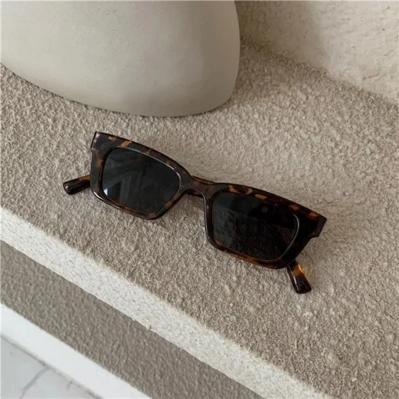 Modische Cat-Eye Retro-Sonnenbrille für Damen und Herren Marken-Vintage-Sonnenbrillen für Frauen und Männer Verspiegelte Outdoor-Reisebrillen Image
