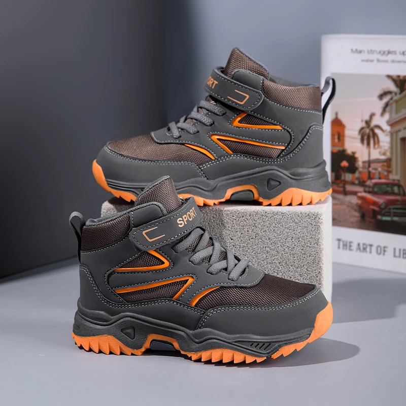 Neue Sportschuhe für Jungen, rutschfest, für Schule, Kinder, Leder, atmungsaktiv, zum Laufen, Schwarz, modische Wanderschuhe, Sneaker, Größe 29–40