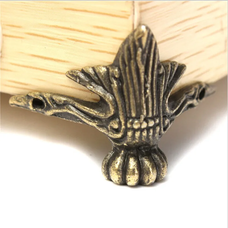 4 teile/satz Antike Bronze Messing Schmuck Truhe Holz Möbel Box Dekorative Füße Bein Eckenschutz Vintage Dekoration Neue