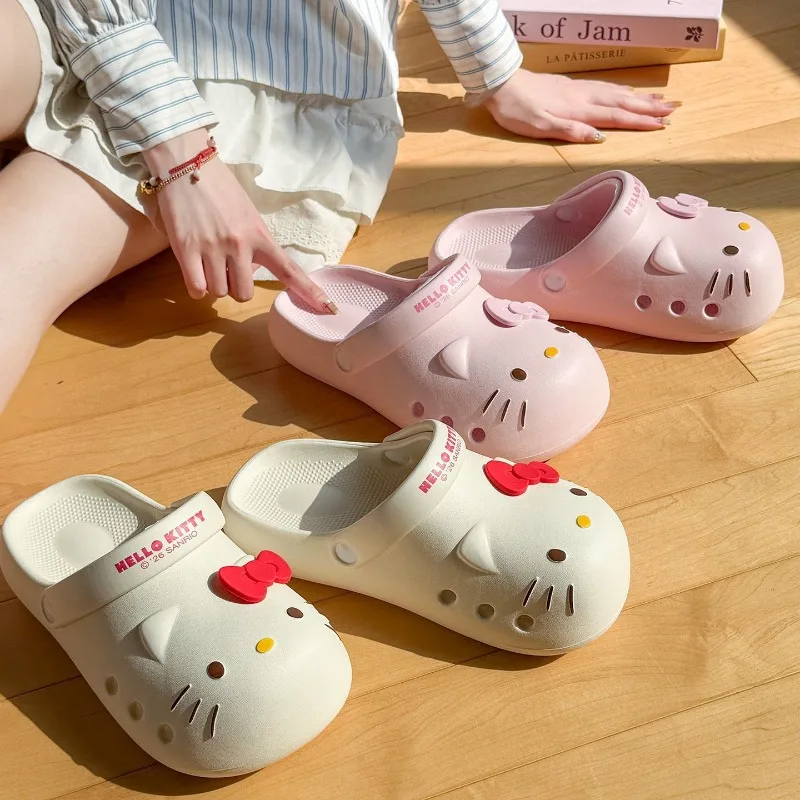 Hello Kitty Sommer-Hausschuhe für Damen und Mädchen, Kawaii KT Cartoon EVA, rutschfeste, atmungsaktive Slides mit dicken Sohlen, lässige, weiche Hausschuhe