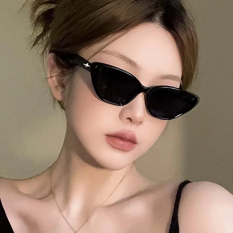 Star Cat Eye Mode-Sonnenbrille für Damen, Vintage, einfarbig, Sonnenschutz-Sonnenbrille für Damen, UV400 Image