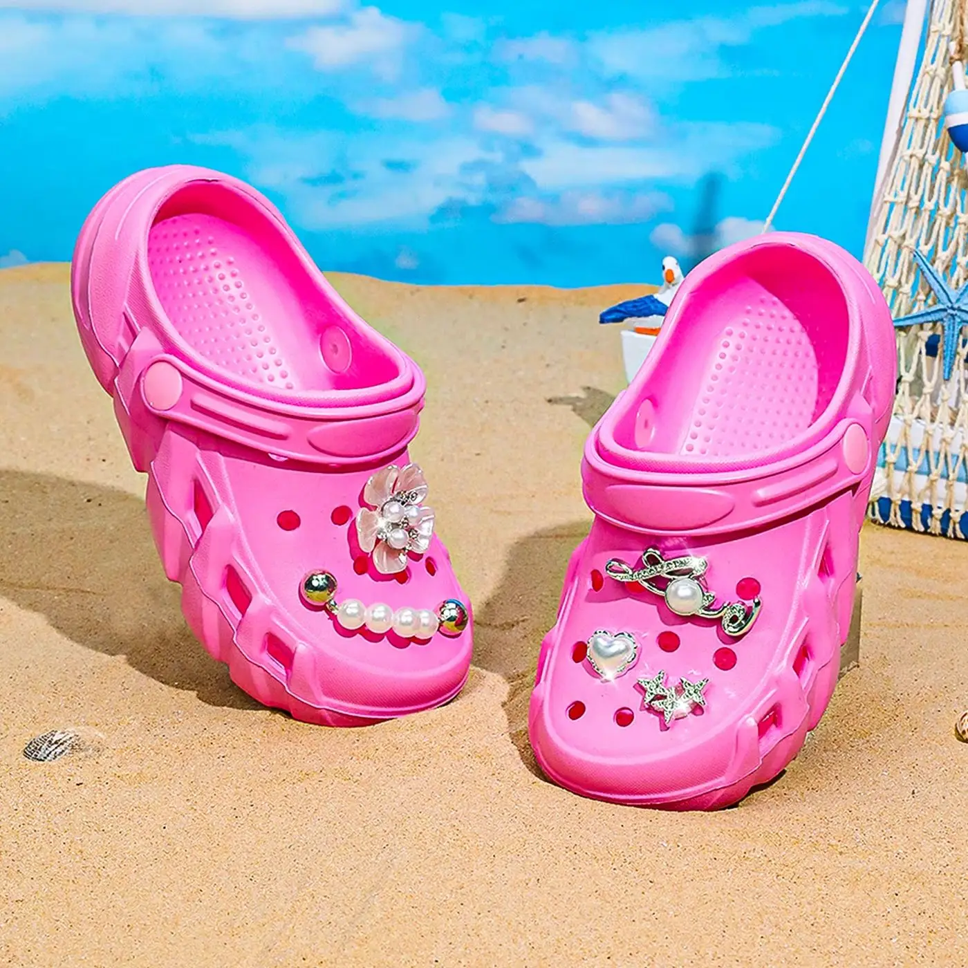 Allzweck-Gartenschuhe, für alle Jahreszeiten geeignet, glänzende, dickbesohlte EVA-Lochschuhe, geeignet für den Strand 2501 Image