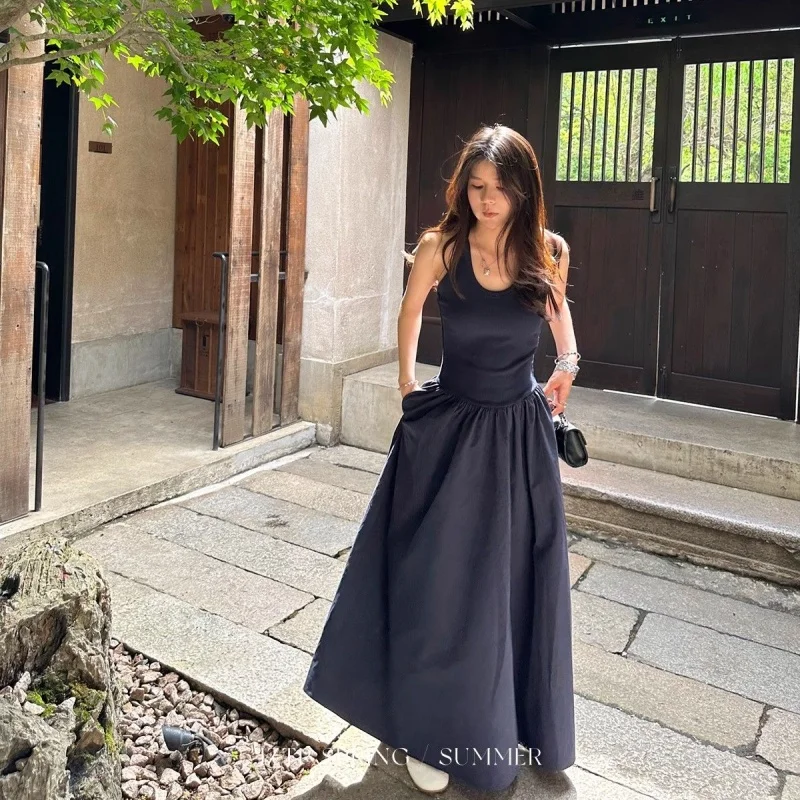 Damen Neckholder Langes Kleid Minimalistisches Blaues A-Linien Freizeitkleid Sommerliches Bequemes Schlankes Langes Kleid Image