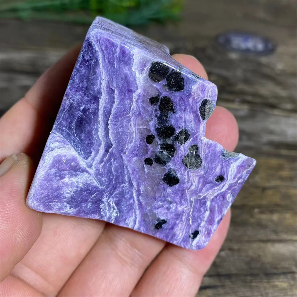 Natürlicher Quarzkristall-Charoiit-Edelstein, freier Körper, Reiki Aura Mineralien, hochwertige Heimdekoration, Schönheit