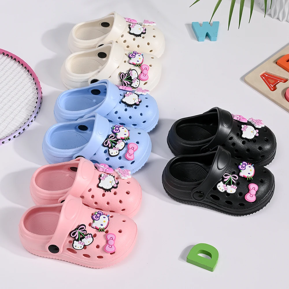 Kawaii Sanrio Kinder-Hausschuhe Hello Kitty Cartoon Anime Niedliche Haus-Badezimmer-Badesandalen Rutschfeste Sandalen Kinderspielzeug Mädchen