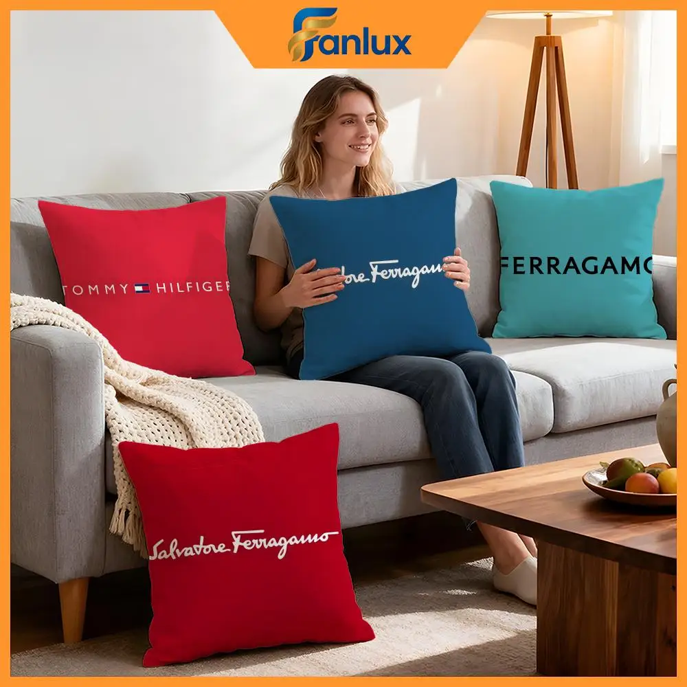 Marke Ferragamo Kissenbezug, 4 Stück, dekorative Bezüge, weicher Kissenbezug für Sofa, Couch, Dekoration, 40 x 40, 45 x 45 Kissenbezüge Image
