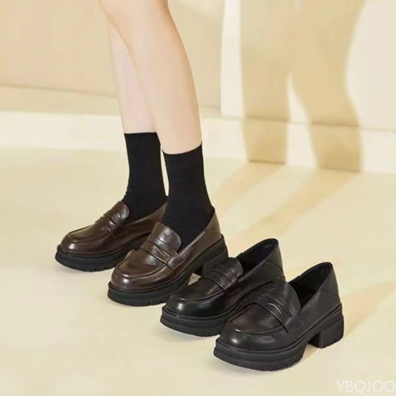 2026 frühling und Herbst Mode Neue Stil Casual Bequeme Vielseitige frauen Le Fu Schuhe Retro Flacher Mund Einzelnen Schuhe