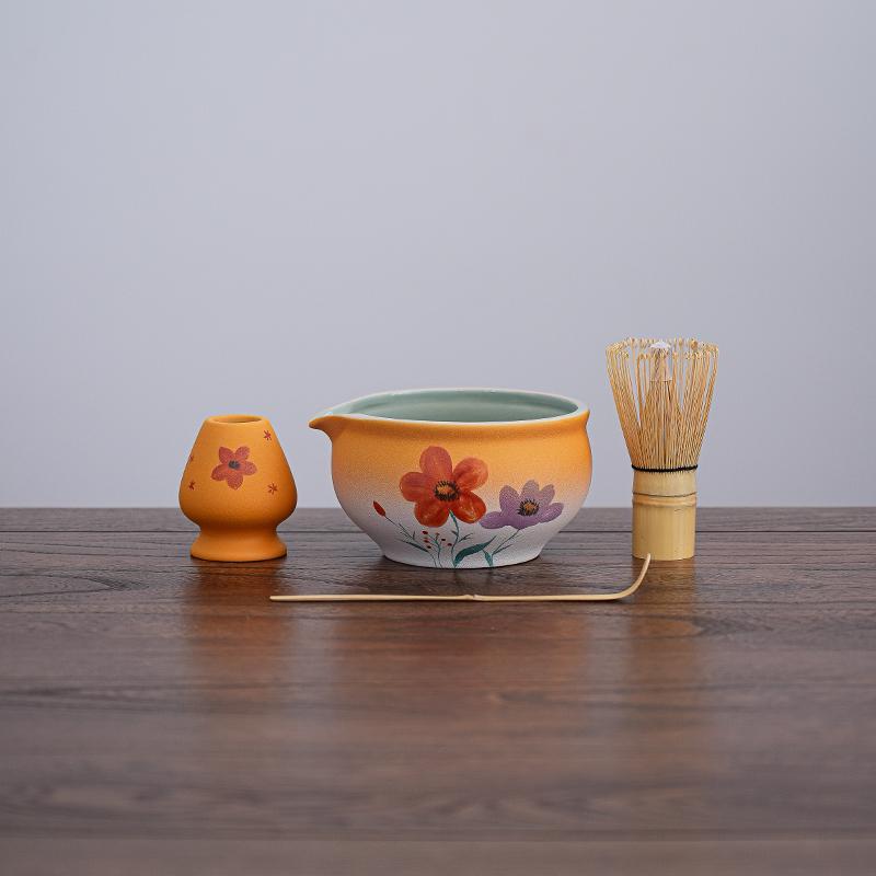 Set da tè Matcha in ceramica grezza arancione-bianca 2/4 pezzi, set da tè Matcha con margherite dipinto a mano, set da tè Matcha Chawan con fiori, reg
