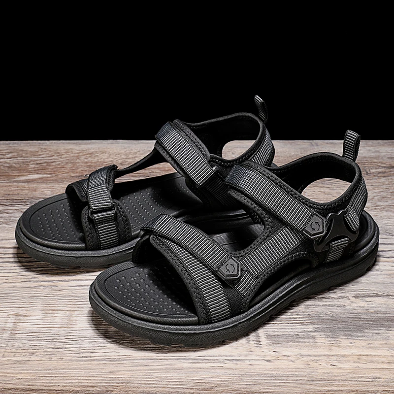 Outdoor Fashion Herren Sandalen Sommer Herren Schuhe Freizeitschuhe Atmungsaktive Strandsandalen