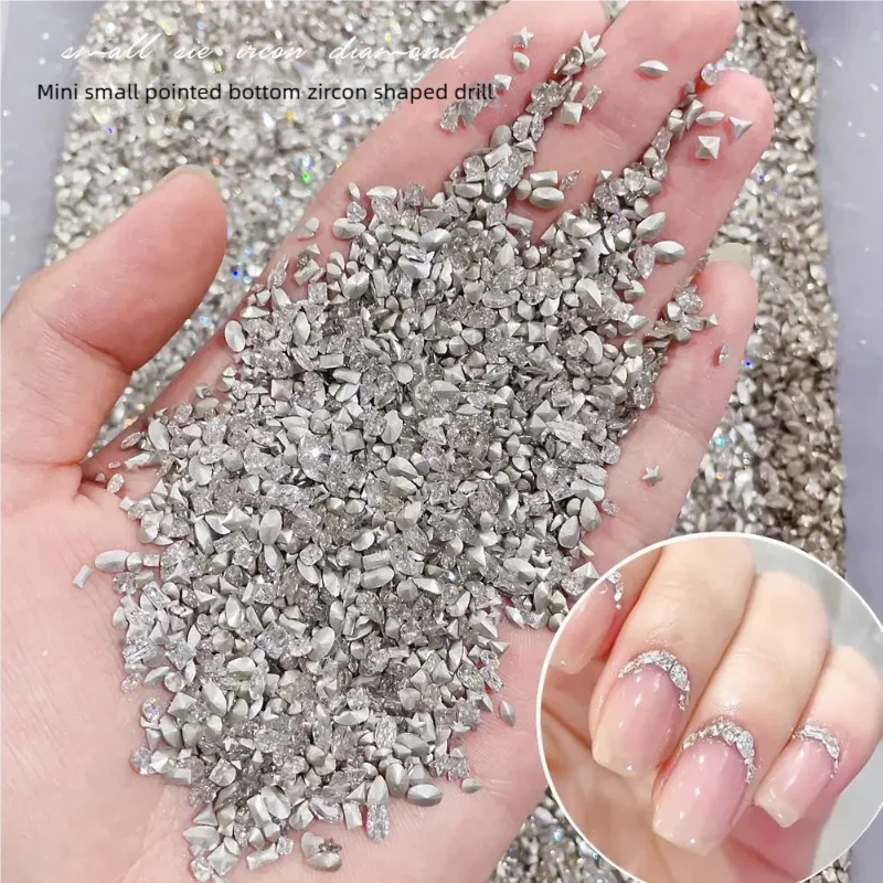 YYM 50 Stück Mini Zirkon Nagelsteine Klare Pferdeaugen-Kristalle Funkelnde Nagel-Edelsteine Nagelkunst-Zubehör Nagel-Diamant-Dekoration Image