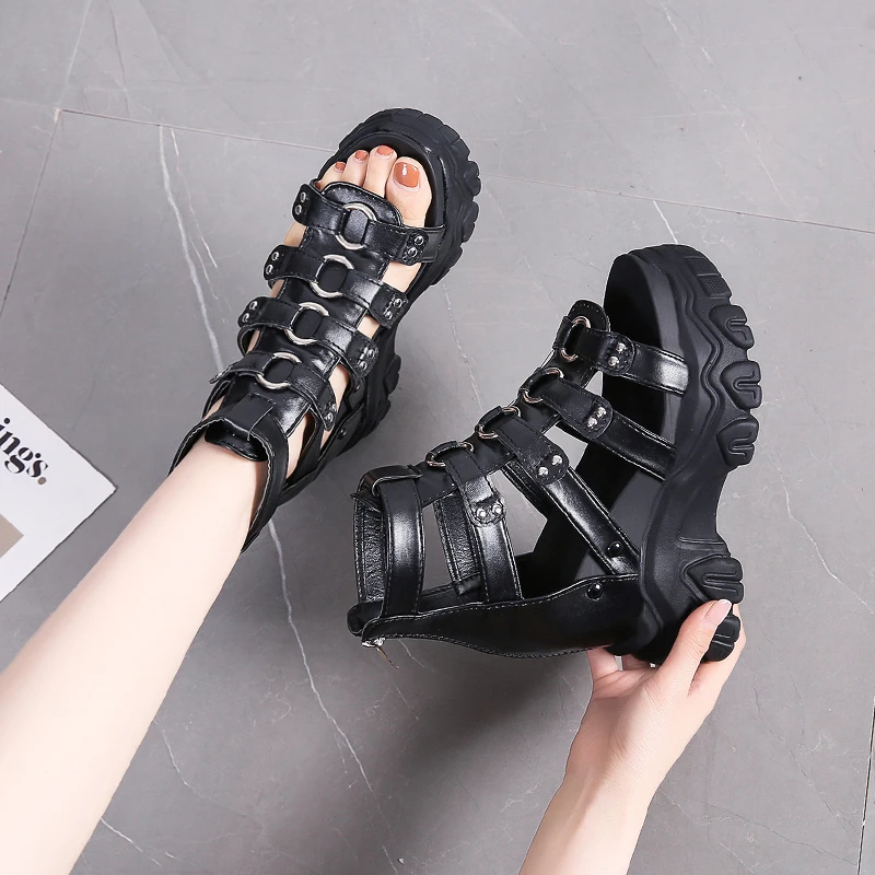 10 CM frauen Dicken Boden Sandalen Sommer Neue 2025 Weiche Leder High Top Peep Toe Sneakers aushöhlen Keil Heels strand Alias Image