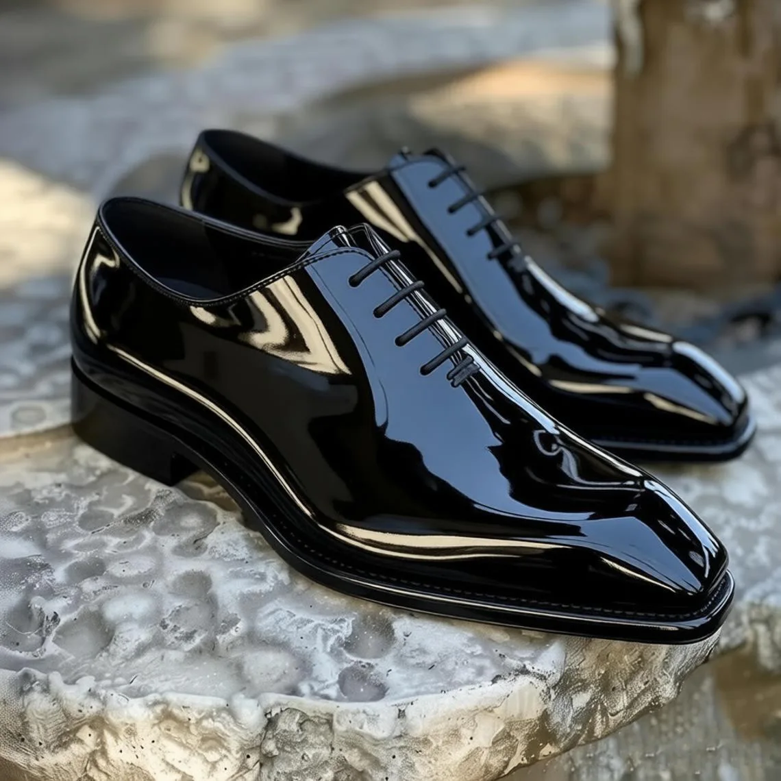 Herren-Oxford-Schuhe aus weißem Lackleder mit Schnürung, quadratische Zehenpartie, formelle Schuhe für Business, Hochzeit, Party, elegante, glänzende Schuhe in Übergröße