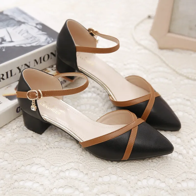Zapatos de mujer Frauen niedlich hochwertige beige Schnalle Riemen quadratische Ferse Schuhe weiblich elegant schöne schwarze Büros chuhe a112