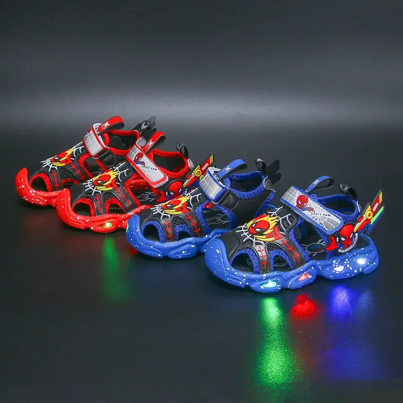 Disney führte Sport Sandalen Sommer Cartoon Mode Spiderman Sandalen für Jungen lässig Strands chuh weiche Sohle Kinderschuhe