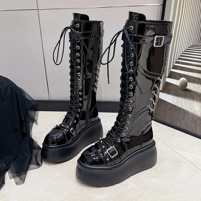 Plateau-hohe Stiefel, modisch, runde Zehenpartie, Schnürung vorne, seitlicher Zug, Nieten, Metallschnalle, rutschfeste Einzelstiefel Image