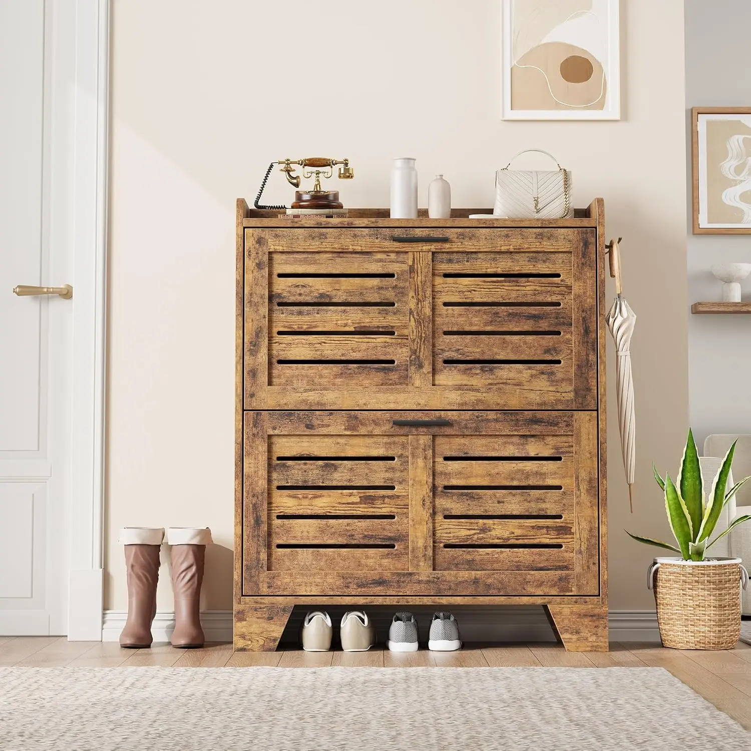 2-fach Klappbarer Schuhschrank mit Haken: Kippstabilisierter, schmaler Holz-Organizer mit verstellbaren Einlegeböden für den Eingangsbereich, Rustikales Braun