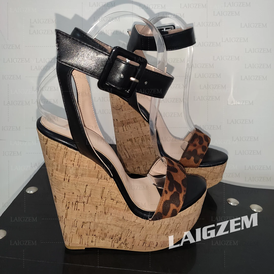 LAIGZEM Damen-Sandalen, Patchwork-Plattform, Keilabsatz, offener Zehenbereich, Korkdruck, handgefertigte Pumps, Party, Abschlussball, Damenschuhe, große Größe 41, 47