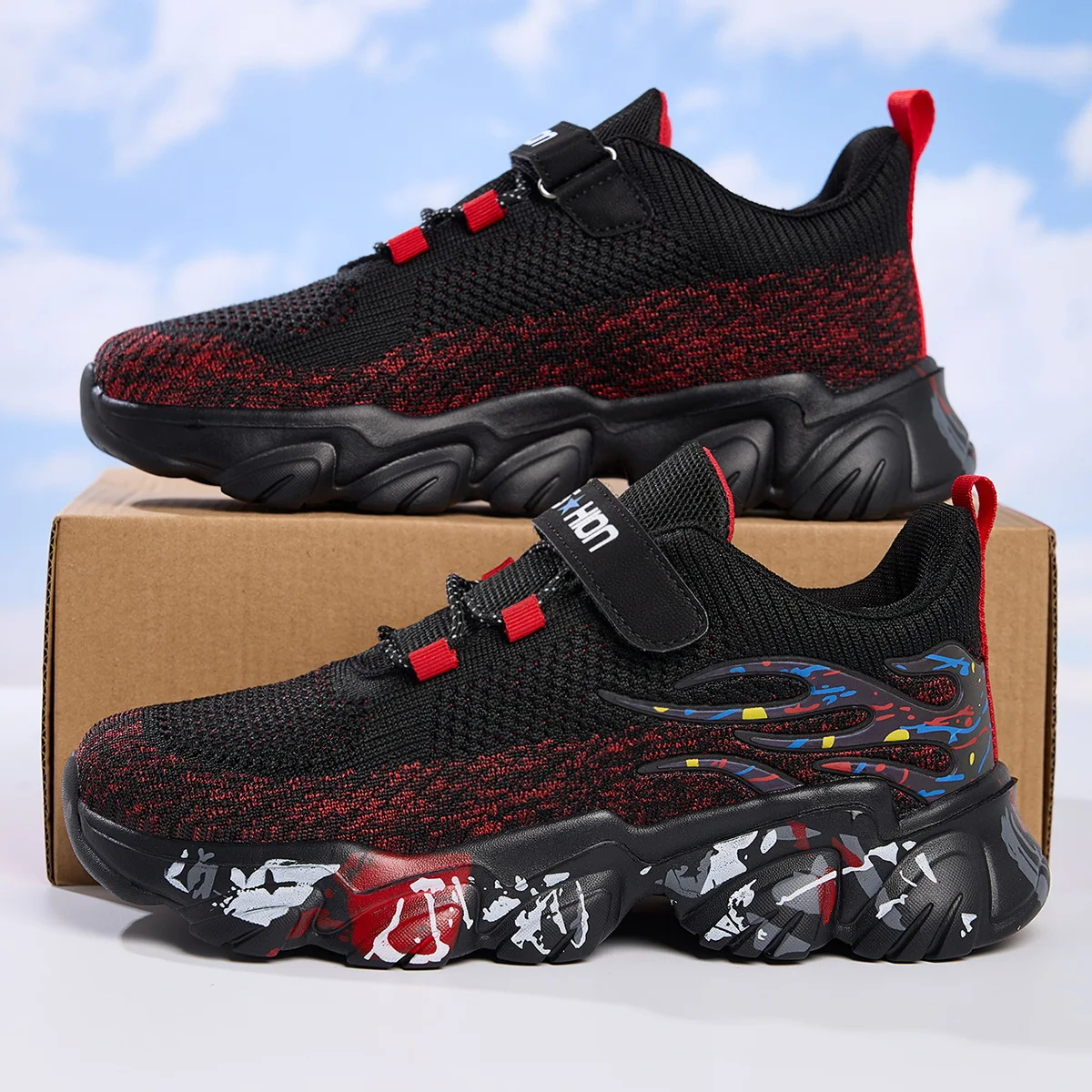 Jungen-Schuhe, Frühjahrskollektion, atmungsaktive Mesh-Sportschuhe für Kinder, modische, vielseitige Laufschuhe für die Grundschule, rutschfest und wasserdicht.