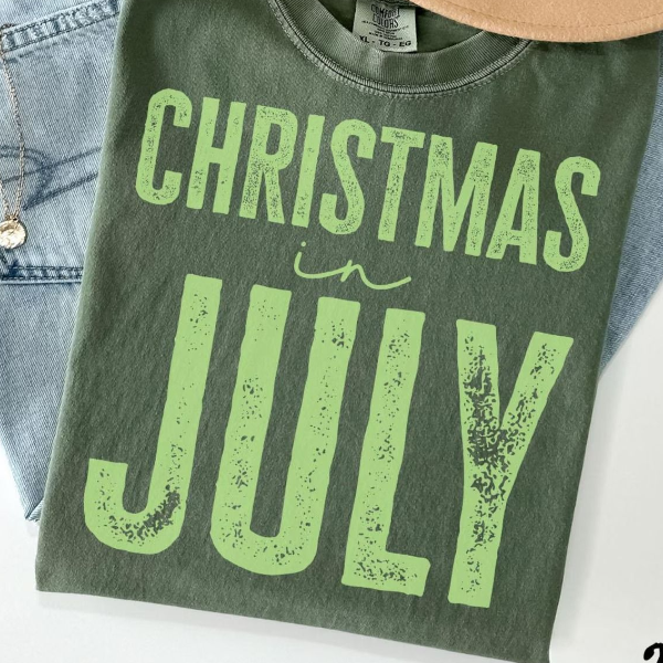 Christmas In July Summer Santa Family Graphic Tee black xl t Shirt