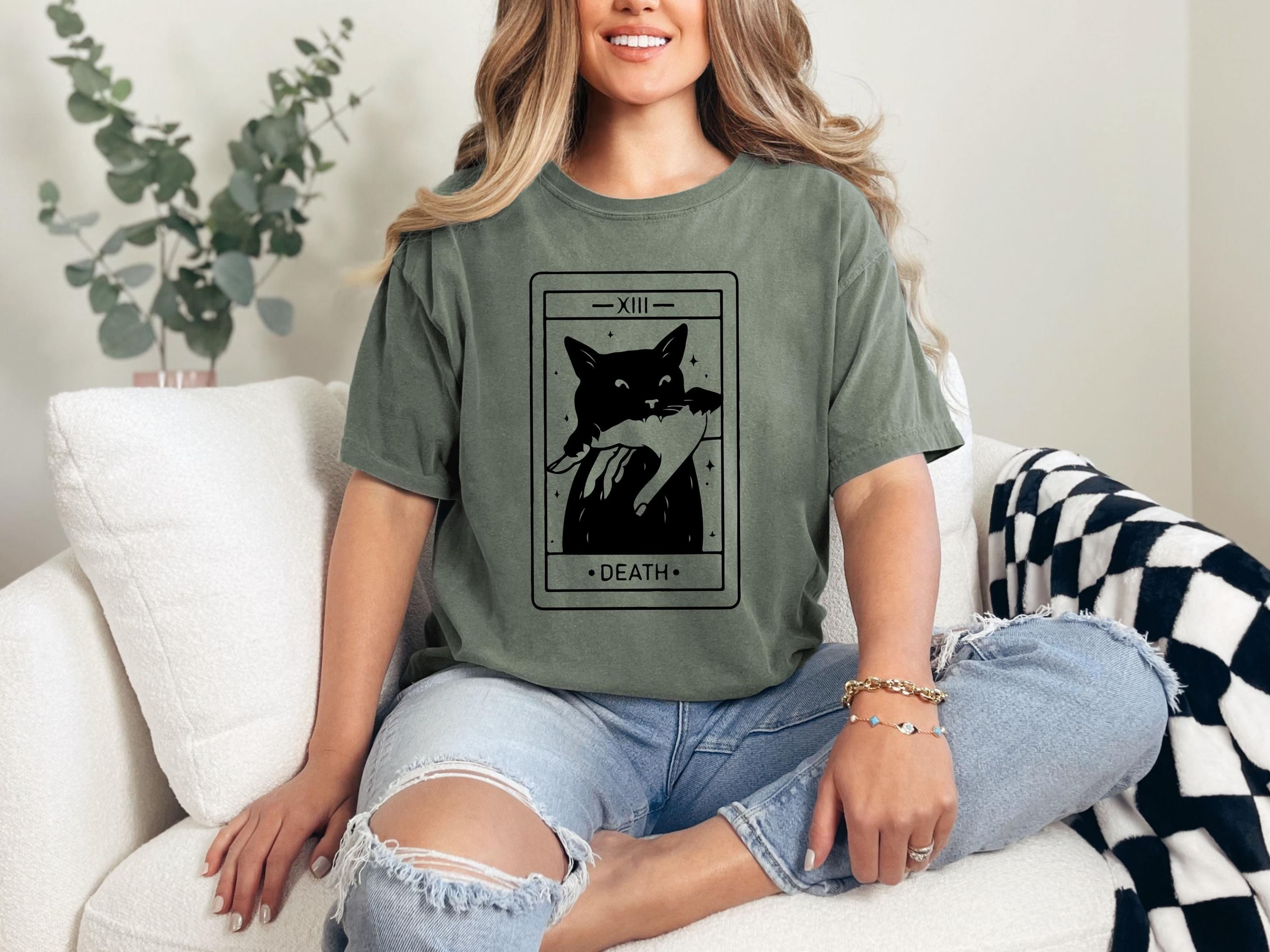 Black Cat Tarot Card Shirt Gothic Halloween Tee Witchy Cat Graphic T Shirt Spooky Season Alternative Fashion Top dark Grey l t Shirt
