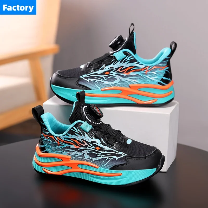 Neue rutschfeste Kinder-Sneaker aus Leder für Jungen zum Laufen und Gehen, leichte Freizeitschuhe mit modischem Drachenmuster, Größe 31–38