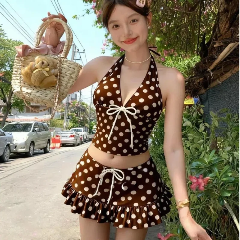 Vintage Y2K Badeanzug für Damen Sexy Rückenfreies Crop-Top Dreieck mit Rock Bikini-Set Strand-Badeanzug Urlaub 3-teilige Bademode Image