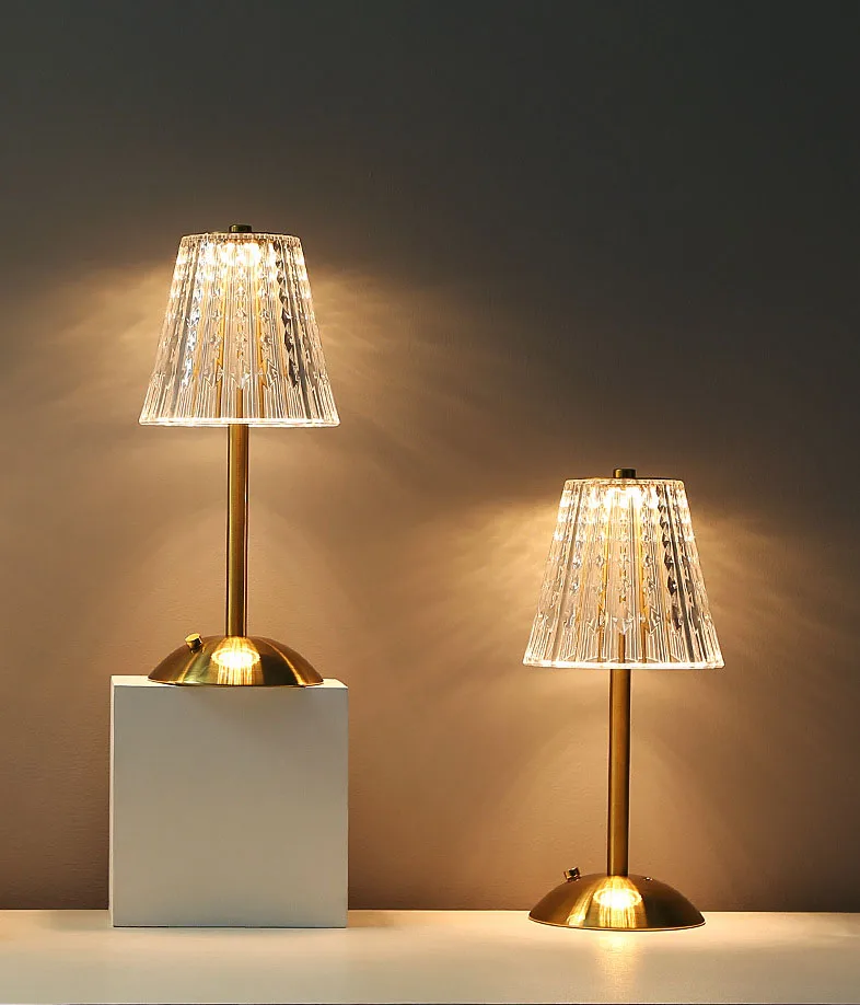 Lampe de table pour chambre à coucher, lampe de chevet, lampe en cristal de luxe, lampe d'ambiance haut de gamme, lampe de nuit tactile rechargeable