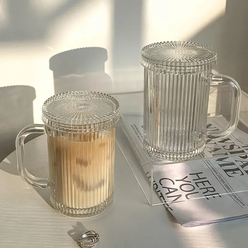 Transparente Kaffeetassen, einfache Streifen, Glasbecher mit Deckel, Strohhalm, Teetasse, Saft, Trinken, Wein, Bier, Milch, Frühstück, Schnapsgläser-Set Image