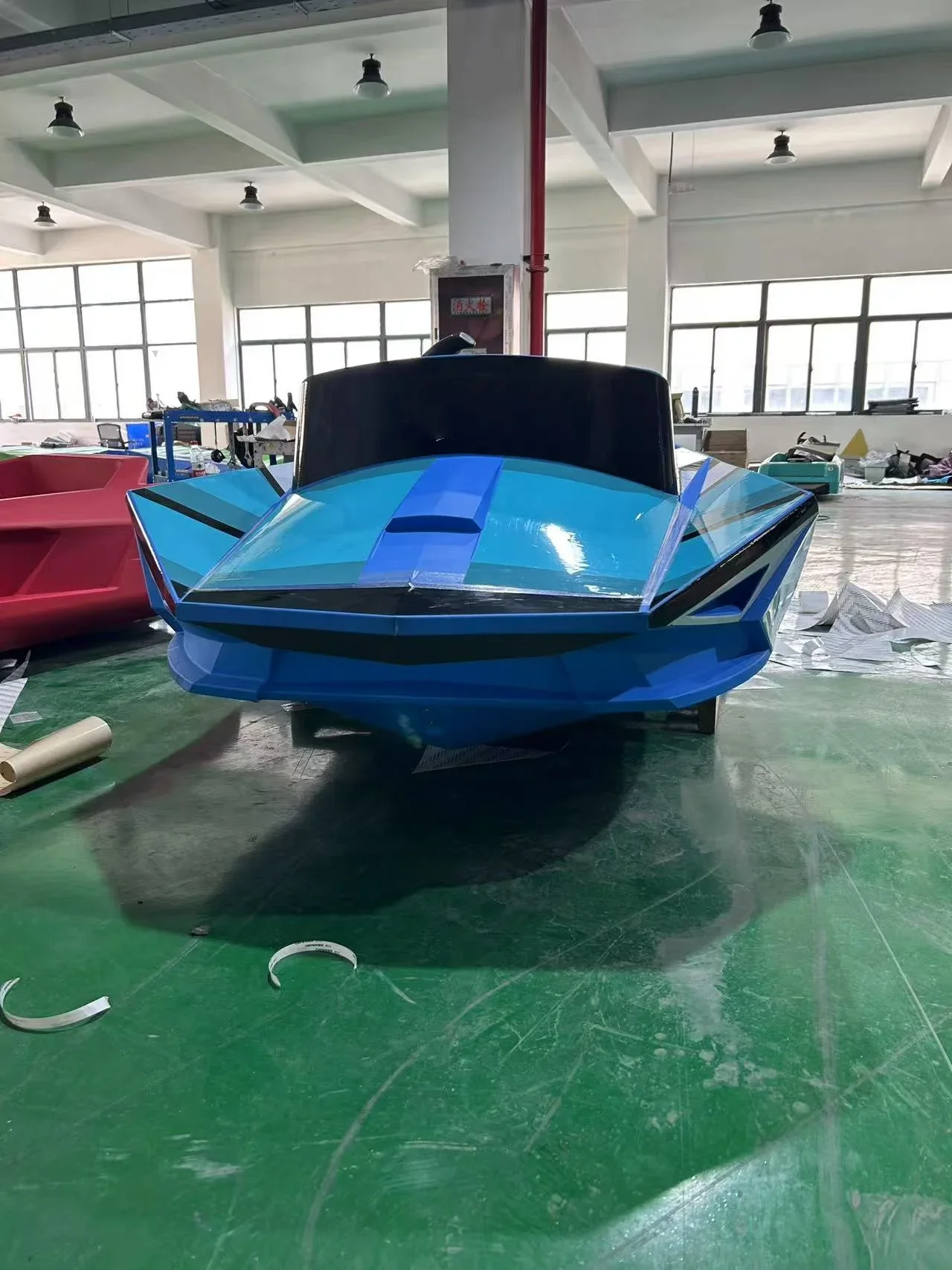 Artisanat électrique de sports nautiques de bateau de surf - Kart électronique de sport et de divertissement pour le plaisir