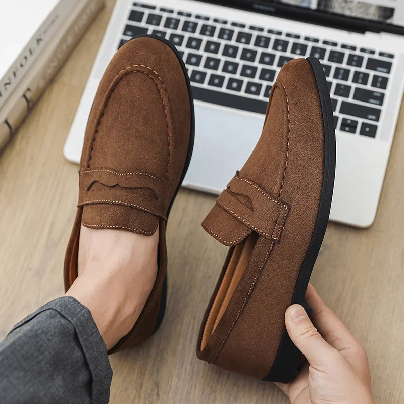 Retro Braun männer Müßiggänger Bequeme Wildleder Leder Casual Schuhe Mann Slip-on Schuhe Flache Mokassins Für Männer zapatos de hombre