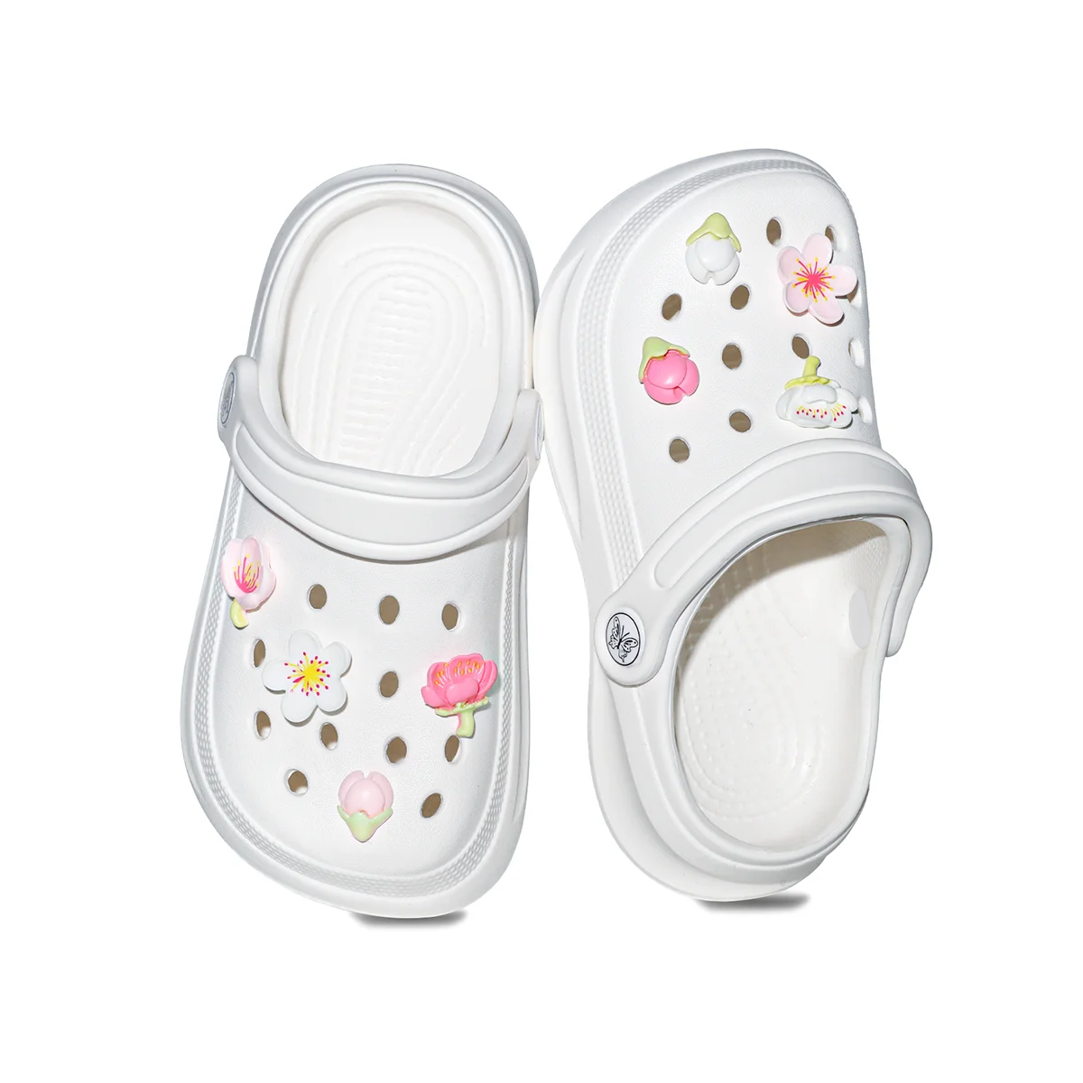 Kinder-Slip-On-Clogs und -Mules - Atmungsaktive, wasserdichte EVA-Gartenschuhe mit dekorativer Kette für Strand und Alltag 168 Image