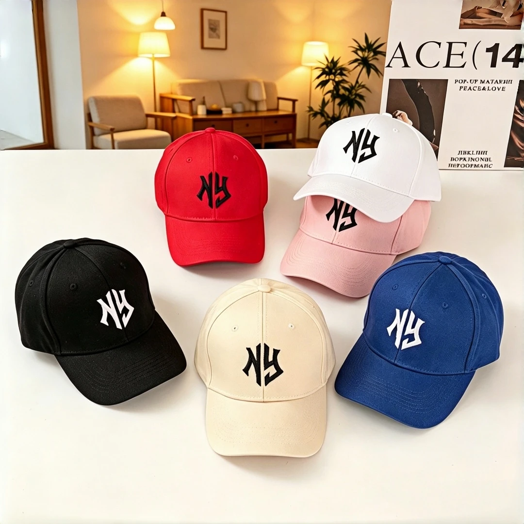 Die modische New York Baseballkappe mit Buchstabenstickerei, der klassische verstellbare Dad-Hat, der stilvolle Freizeit-Sonnenhut, geeignet für