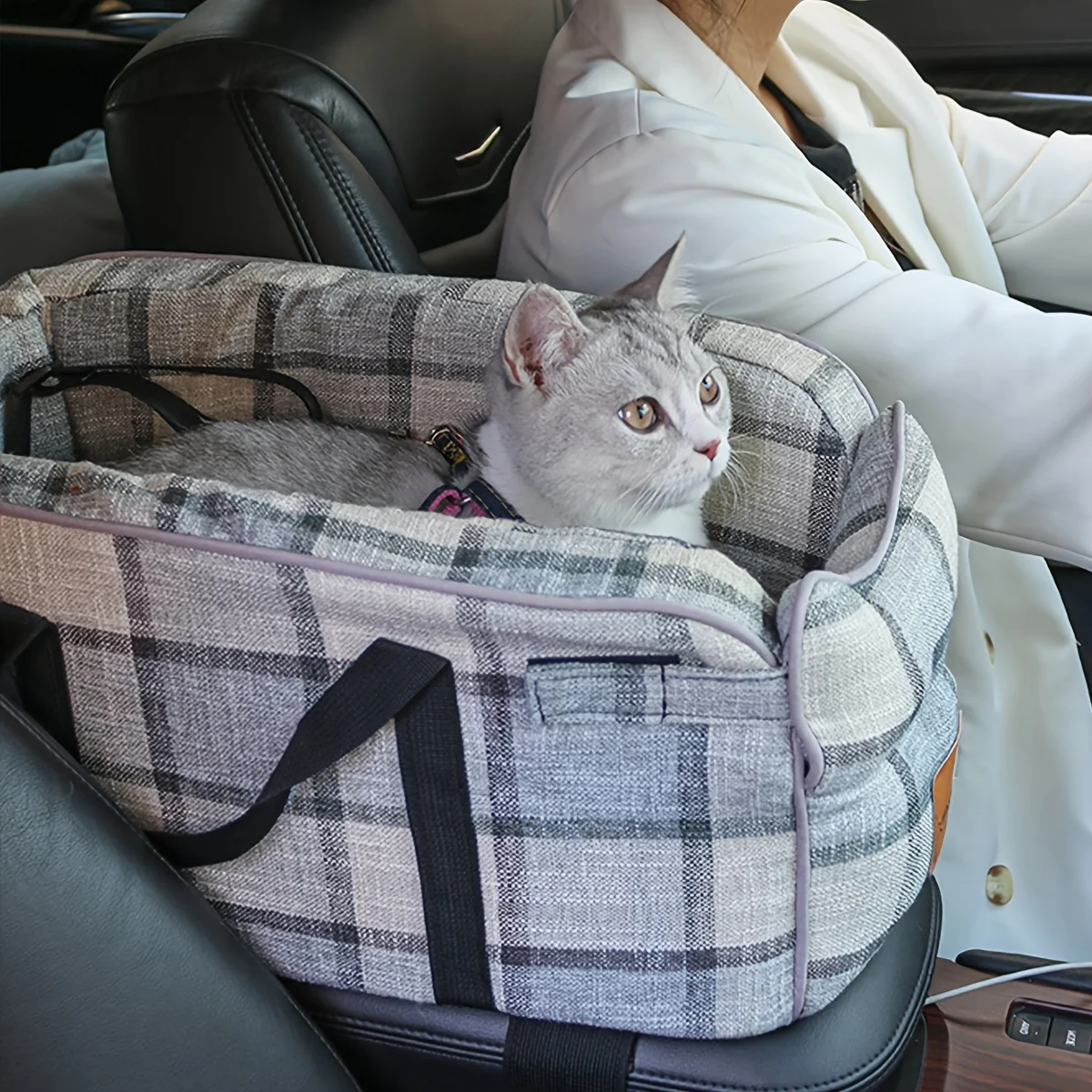 Tragbarer Hunde- und Katzen-Autositz Reisebegleiter Sicherheits-Haustier-Autobett Transport Hundeträger Schutzhaus Katzenzubehör