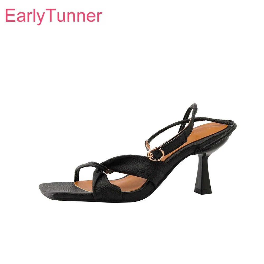 Neue Sommer Mode Schwarz Weiß Frauen Sandalen Heiße Hohe Dünne Fersen Dame Casual Schuhe Plus Große Kleine Größe 32 43 46