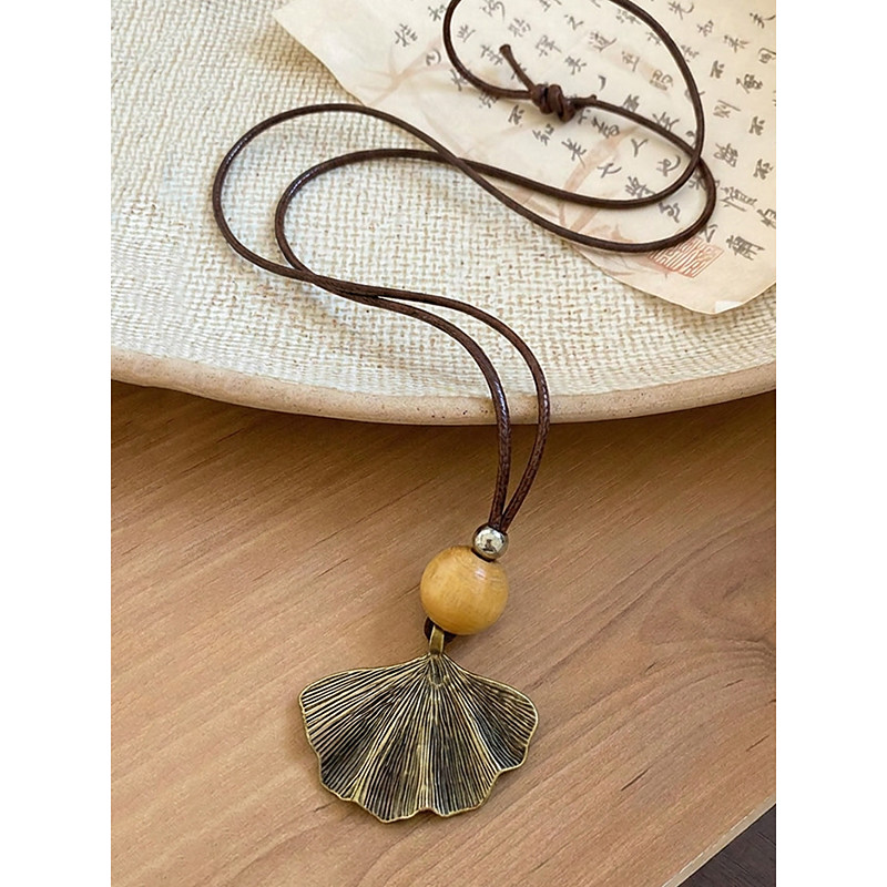 Women's Boho Wooden Pendant Necklace Vintage Alloy Statement Jewelry Handmade Nature Inspired Long Cord Necklace Ethnic Artisan Fashion Accessories for Vacation Daily Wear Festival Gift